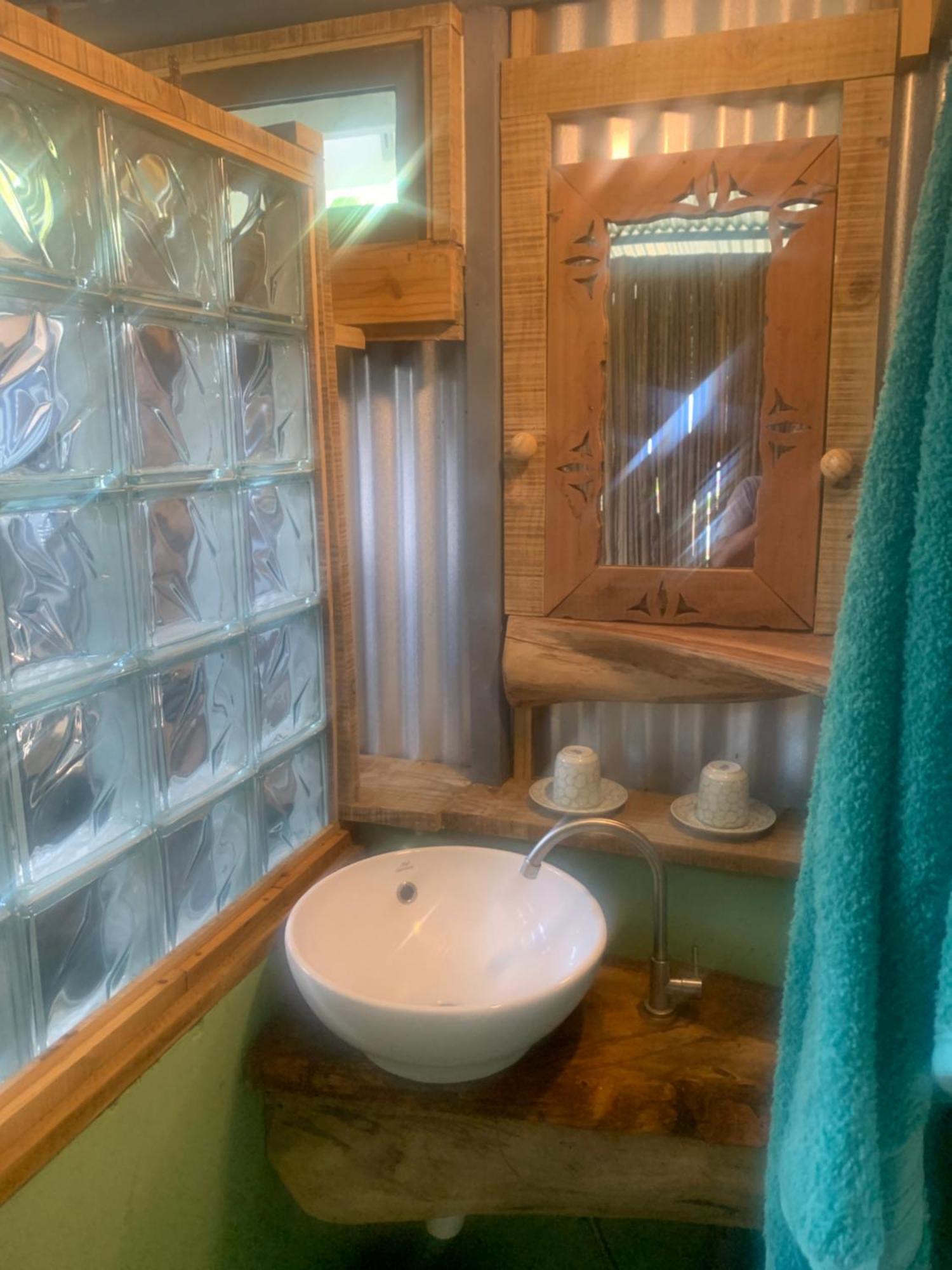 Lily Pad Lodge Bambou Экстерьер фото